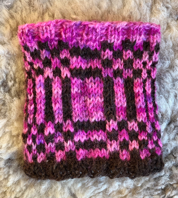 Milla Yarn flerfärgsstickning